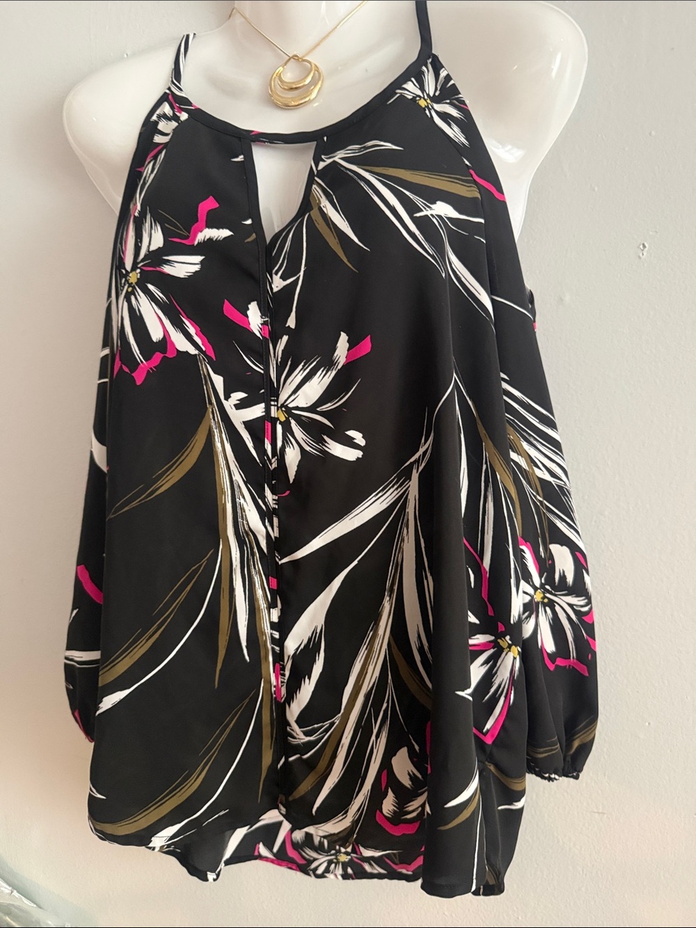 Jennifer Lopez Black Floral Halter Camisole with Keyhole cold shoulder top